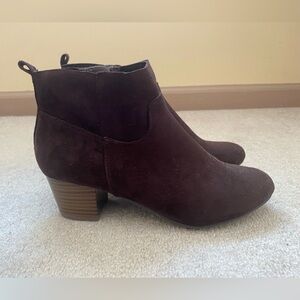 Dream Pairs Ankle Boots, “Keeny,” Chocolate Brown, Size 7.5